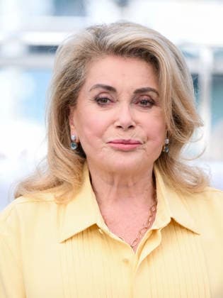 IPA84744445 - Cannes, 79th Cannes Film Festival 2026, day 5 - photocall of GENTLE MONSTER Pictured: CATHERINE DENEUVE  Copyright: xAlbertoxTerenghix xPoolxPhotoxEventsx07x 84744445