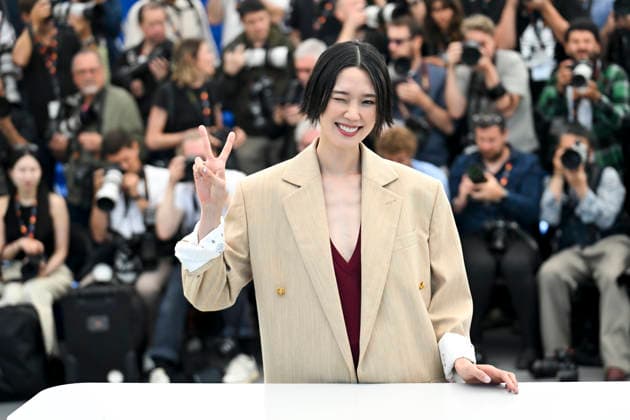 79ème Festival International du Film de Cannes Photocall with cast of Soudain 79th International Cannes Film Festival Photocall with cast of Soudain 456154 2026 05 16 Okamoto, Tao  Copyright: xSergexArnalx xStarfacex STAR_456154_022