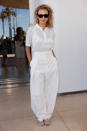 Cannes Rose Bertram exits Martinez MP Cannes, France- May 16 Rose Bertram arrives to the Martinez Hotel during 79th Festival of Cannes, on May 16, 2026 in Cannes, France. Photo by Marco Piovanotto ABACAPRESS:COM Cannes France  Copyright: xPiovanottoxMarco ABACAx