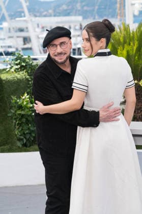 Propeller One Way Night Coach Photocall at 79th Festival de Cannes - Cannes, France CANNES, FRANCE. May 16, 2026: John Travolta & daughter Ella Bleu Travolta at the photocall for Propeller One Way Night Coach at the 79th Festival de Cannes. Picture: Paul Smith Featureflash Cannes France  Copyright: xPaulxSmithx xFeatureflashx