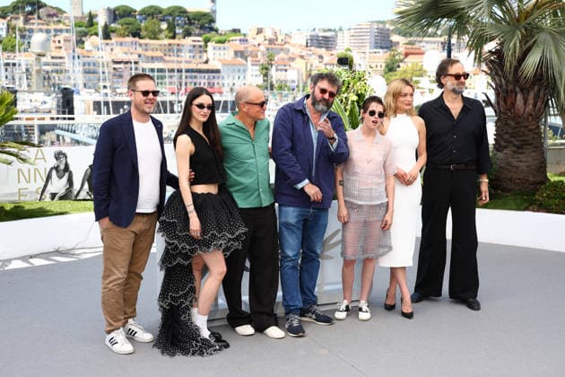 May 16, 2026, Cannes, Cote D azur, France: Cast of whom CHARLOTTE LE BON, WOODY HARRELSON, QUENTIN DUPIEUX, KRISTEN STEWART and EMMA MACKEY during the Full Phil photocall at the 79th Annual Cannes Film Festival at Palais des Festivals in Cannes, France. Cannes France  - ZUMAc179 20260516_zep_c179_078 Copyright: xMickaelxChavetx