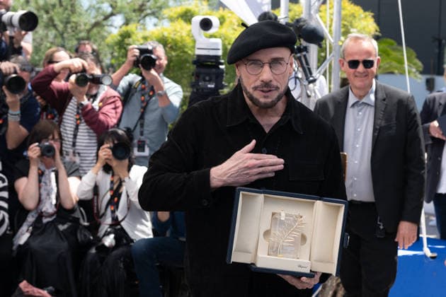 Cannes Propeller One-Way Night Coach Phoitocall LZ John Travolta attending the Propeller One-Way Night Coach photocall during the 79th Cannes Film Festival in Cannes, France on May 16, 2026. Photo by Laurent Zabulon ABACAPRESS.COM  Copyright: xZabulonxLaurentx