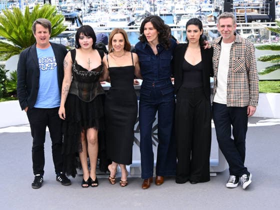 IPA84749526 - Cannes, 79th Cannes Film Festival 2026, day 5 - photocall of Siempre Soy Ty Animal Materno Pictured: Valentina Maurel Benoit Roland, Mariangel Villegas, Marina de Tavira, Valentina Maurel, Mariangel Villegas and GrÃ goire Debailly  Copyright: xAlbertoxTerenghix xPoolxPhotoxEventsx07x 84749526