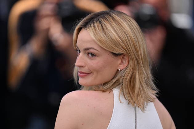 79th Cannes Film Festival: Full Phil photocall CANNES, FRANCE - MAY 16: British-French actress Emma Mackey poses during a photocall for the film Full Phil at the 79th edition of the Cannes Film Festival in Cannes, France on May 16, 2026. Mustafa Yalcin Anadolu Cannes France. Editorial use only. Please get in touch for any other usage.  Copyright: x2026xAnadoluxMustafaxYalcinx
