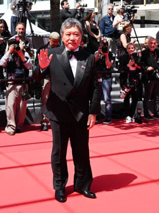 Internationale Filmfestspiele von Cannes, Sheep in the Box Premiere IPA84750195 - Cannes, 79th Cannes Film Festival 2026, Evening 5. Red carpet Film HEEP IN THE BOX. Pictured is Hirokazu Kore eda  Copyright: xManuelexMangiarottix xPoolxPhotoxEventsx07x 84750195