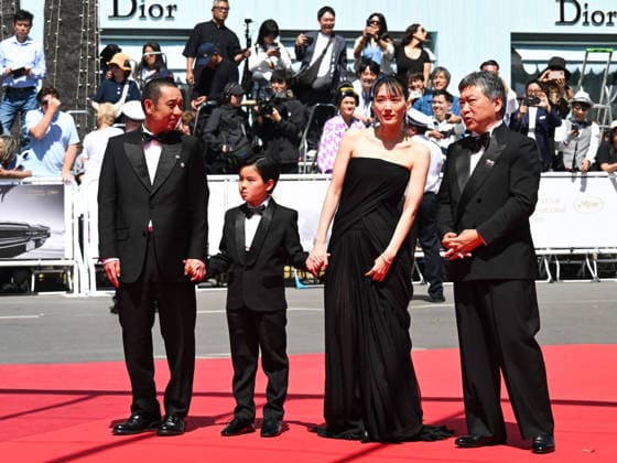 Internationale Filmfestspiele von Cannes, Sheep in the Box Premiere IPA84750864 - Cannes, 79th Cannes Film Festival 2026, Evening 5. Red carpet Film HEEP IN THE BOX. Pictured are Hirokazu Kore eda, Haruka Ayase  Copyright: xManuelexMangiarottix xPoolxPhotoxEventsx07x 84750864