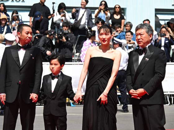 Internationale Filmfestspiele von Cannes, Sheep in the Box Premiere IPA84750868 - Cannes, 79th Cannes Film Festival 2026, Evening 5. Red carpet Film HEEP IN THE BOX. Pictured are Hirokazu Kore eda, Haruka Ayase  Copyright: xManuelexMangiarottix xPoolxPhotoxEventsx07x 84750868