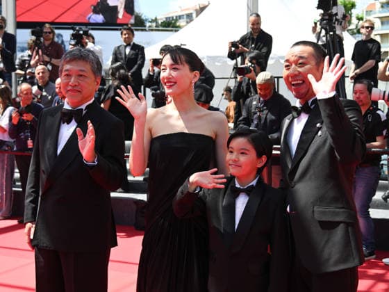 Internationale Filmfestspiele von Cannes, Sheep in the Box Premiere IPA84750873 - Cannes, 79th Cannes Film Festival 2026, Evening 5. Red carpet Film HEEP IN THE BOX. Pictured are Hirokazu Kore eda, Haruka Ayase  Copyright: xManuelexMangiarottix xPoolxPhotoxEventsx07x 84750873