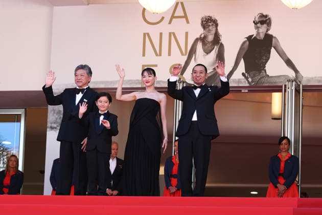 May 16, 2026, Cannes, Cote D azur, France: Cast of whom HARUKA AYASE and director HIROKAZU KORE-EDA on the red carpet for the screening of SHEEP IN THE BOX at the 79th Annual Cannes Film Festival at Palais des Festivals in Cannes, France Cannes France  - ZUMAc179 20260516_zep_c179_084 Copyright: xMickaelxChavetx