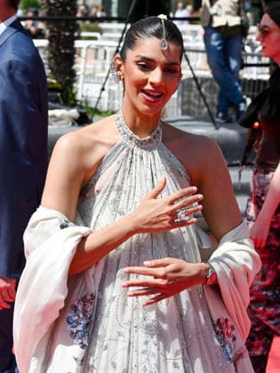 IPA84751590 - Cannes, 79th Cannes Film Festival 2026, Evening 5. Red carpet Film HEEP IN THE BOX. Pictured is Sanam Saeed  Copyright: xManuelexMangiarottix xPoolxPhotoxEventsx07x 84751590
