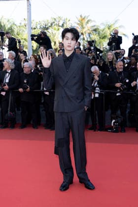 Tian Xuning Montée des marches du film El Ser Querido lors du 79ème Festival International du Film de Cannes, le 16 mai 2026 Olivier Borde Bestimage Red carpet for The Beloved at the 79th Cannes International Film Festival on May 16, 2026 Cannes France  Copyright: xOLIVIERxBORDEx xBESTIMAGExOLIVIERxBORDEx xBESTIMAGEx