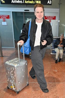 Cannes Lars Eidinger At Nice Airport Lars Eidinger is seen at Nice airport ahead of the 79th Cannes Film Festival in Cannes, France on May 16, 2026. Photo by Julien Reynaud APS-Medias ABACAPRESS.COM Nice France  Copyright: xReynaudxJulien APS-Medias ABACAx