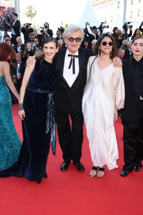 El Ser Querido (The Beloved) screening during the 79th Cannes Film Festival Katharina Rivilis, Wim Wenders and guest - El Ser Querido (The Beloved) screening during the 79th Cannes Film Festival in Cannes, France on May 16, 2026  Copyright: x Chassery+Courdjix