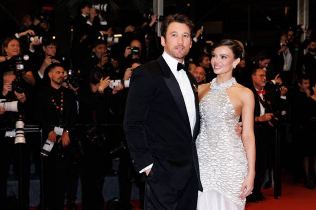 Miles Teller et sa femme Keleigh Sperry Teller Montée des marches du film Paper Tiger lors du 79ème Festival International du Film de Cannes, le 16 mai 2026 Jacovides Moreau Bestimage Red carpet for Paper Tiger at the 79th Cannes International Film Festival on May 16, 2026 Montée des marches du film Paper Tiger lors du 79ème Festival International du Film de Cannes, le 16 mai 2026 Jacovides Moreau Bestimage Red carpet for Paper Tiger at the 79th Cannes International Film Festival on May 16, 2026 Cannes France  Copyright: xJACOVIDES-MOREAUx xBESTIMAGExJACOVIDES-MOREAUx xBESTIMAGEx