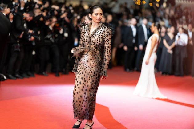 Chloé Zhao Montée des marches du film Paper Tiger lors du 79ème Festival International du Film de Cannes, le 16 mai 2026 Jacovides Moreau Bestimage Red carpet for Paper Tiger at the 79th Cannes International Film Festival on May 16, 2026 Cannes France  Copyright: xJACOVIDES-MOREAUx xBESTIMAGExJACOVIDES-MOREAUx xBESTIMAGEx