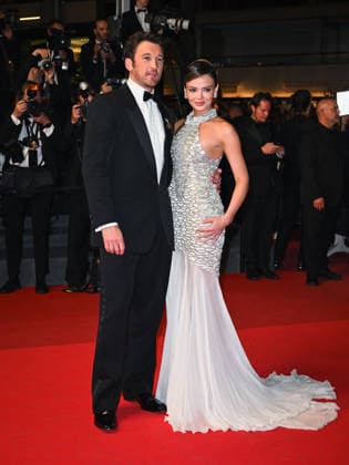 IPA84765409 - Cannes, 79th Cannes Film Festival 2026, Evening 5. Paper Tiger red carpet. Pictured: Miles Teller and Keleigh Sperry.  Copyright: xManuelexMangiarottix xPoolxPhotoxEventsx07x 84765409