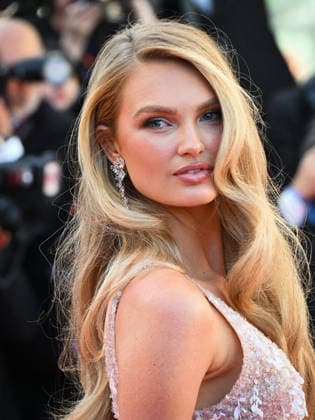 IPA84759171 - Cannes, 79th Cannes Film Festival 2026, evening 5 - red carpet of EL SER QUERIDO (THE BELOVED) Pictured: Romee Strijd  Copyright: xManuelexMangiarottix xPoolxPhotoxEventsx07x 84759171