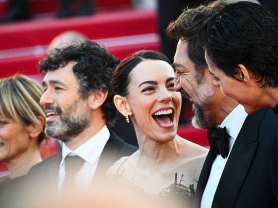 IPA84759376 - Cannes, 79th Cannes Film Festival 2026, evening 5 - red carpet of EL SER QUERIDO (THE BELOVED) Pictured: Rodrigo Sorogoyen, Victoria Luengo, Javier Bardem and Isabel Pena  Copyright: xManuelexMangiarottix xPoolxPhotoxEventsx07x 84759376
