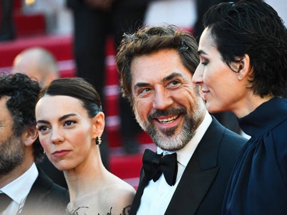 IPA84759383 - Cannes, 79th Cannes Film Festival 2026, evening 5 - red carpet of EL SER QUERIDO (THE BELOVED) Pictured: Rodrigo Sorogoyen, Victoria Luengo, Javier Bardem and Isabel Pena  Copyright: xManuelexMangiarottix xPoolxPhotoxEventsx07x 84759383