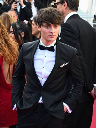 IPA84760579 - Cannes, 79th Cannes Film Festival 2026, evening 5 - red carpet of EL SER QUERIDO (THE BELOVED) Pictured: NOAH SCHNAPP  Copyright: xManuelexMangiarottix xPoolxPhotoxEventsx07x 84760579