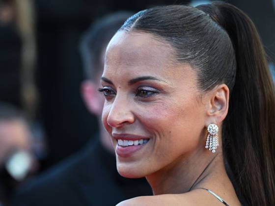 IPA84760961 - Cannes, 79th Cannes Film Festival 2026, evening 5 - red carpet of EL SER QUERIDO (THE BELOVED) Pictured: NoÃ mie Lenoir  Copyright: xManuelexMangiarottix xPoolxPhotoxEventsx07x 84760961