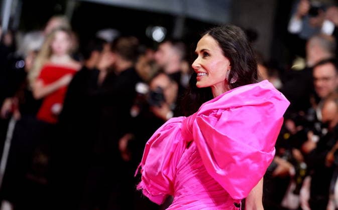 Demi Moore Montée des marches du film Paper Tiger lors du 79ème Festival International du Film de Cannes, le 16 mai 2026 Jacovides Moreau Bestimage Red carpet for Paper Tiger at the 79th Cannes International Film Festival on May 16, 2026 Cannes France  Copyright: xJACOVIDES-MOREAUx xBESTIMAGExJACOVIDES-MOREAUx xBESTIMAGEx