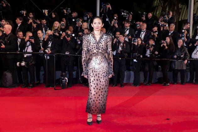 Chloé Zhao Montée des marches du film Paper Tiger lors du 79ème Festival International du Film de Cannes, le 16 mai 2026 Camilla Canalini Bestimage Red carpet for Paper Tiger at the 79th Cannes International Film Festival on May 16, 2026  Copyright: xCamillaxCanalinix xBestimagexCamillaxCanalinix xBestimagex