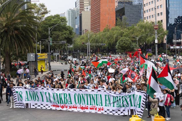 May 16, 2026, Mexico City, Mexico: Members of the Academic Network in Solidarity with Palestine Mexico and social organizations marched from the Angel of Independence to the Hemicycle to Juarez in Mexico City to mark the 78th anniversary of the Nakba and demand an end to the Israeli occupation of Palestine, as well as the severing of commercial and diplomatic relations with Israel. Mexico City Mexico - ZUMAl178 20260516_znp_l178_013 Copyright: xCristianxLeyvax