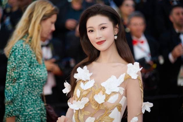 CANNES, FRANCE - MAY 16: Singer Chang Sisi attends the El Ser Querido (The Beloved) screening during the 79th annual Cannes Film Festival at Palais des Festivals on May 16, 2026 in Cannes, France.  Copyright: xVCGx 111642050525
