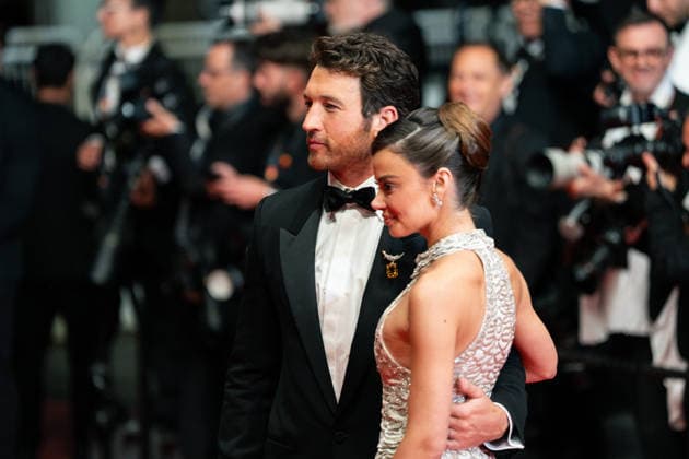 May 16, 2026, Cannes, France: Miles Teller and Keleigh Sperry Teller attend the Paper Tiger screening during the 79th annual Cannes Film Festival at Palais des Festivals on May 16, 2026 in Cannes, France. Cannes France - ZUMAs197 20260516_aaa_s197_338 Copyright: xLounisxTiarx