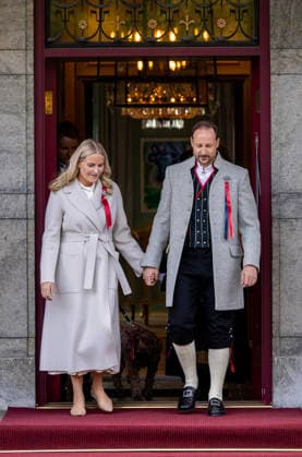 17-05-2026 Skaugum Princess Mette-Marit and Prince Haakon celebrating the national day at the residence in Skaugum in Asker, Norway. Â  Copyright: xPPEx