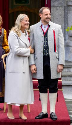 17-05-2026 Skaugum Princess Mette-Marit and Prince Haakon celebrating the national day at the residence in Skaugum in Asker, Norway. Â  Copyright: xPPEx
