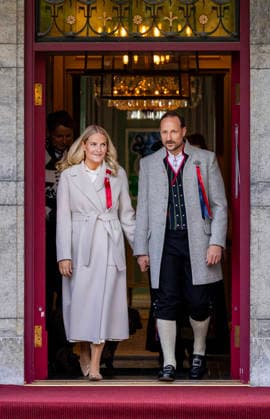 17-05-2026 Skaugum Princess Mette-Marit and Prince Haakon celebrating the national day at the residence in Skaugum in Asker, Norway. Â  Copyright: xPPEx