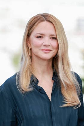 79ème Festival International du Film de Cannes Photocall du film Soudain 79th International Cannes Film Festival Photocall Soudain Paper Tiger 79th International Cannes Film Festival Photocall Soudain with Virginie Efira 456211 2026 05 16  Copyright: xLionelxGuericolas MPPx STAR_456211_011