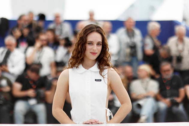 Tess Barthélémy, J Godrèches daughter, at the photocall for Memoire de Fille Un Certain Regard at the 79th Cannes International Film Festival, on May 17th, 2026 Jacovides Moreau Bestimage Photocall for Memoire de Fille Un Certain Regard at the 79th Cannes International Film Festival, on May 17th, 2026 Cannes France  Copyright: xJACOVIDES-MOREAUx xBESTIMAGExJACOVIDES-MOREAUx xBESTIMAGEx