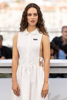 Tess Barthélémy, J Godrèches daughter, at the photocall for Memoire de Fille Un Certain Regard at the 79th Cannes International Film Festival, on May 17th, 2026 Jacovides Moreau Bestimage Photocall for Memoire de Fille Un Certain Regard at the 79th Cannes International Film Festival, on May 17th, 2026 Cannes France  Copyright: xJACOVIDES-MOREAUx xBESTIMAGExJACOVIDES-MOREAUx xBESTIMAGEx