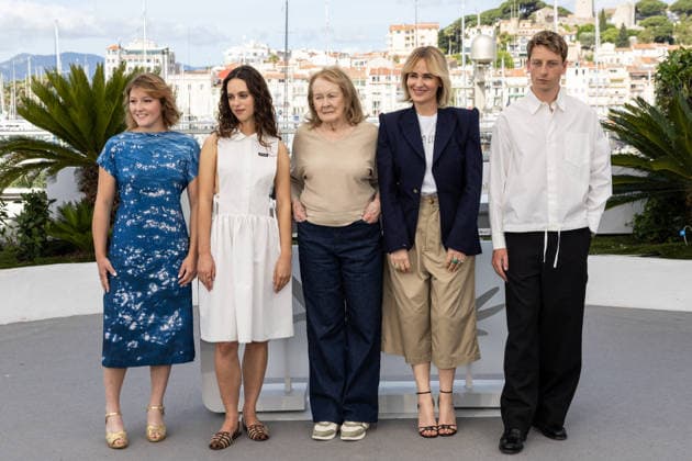 Maïwene Barthelemy, Tess Barthélemy la fille de J Godrèche , Annie Ernaux, la réalisatrice Judith Godrèche et Victor Bonnel au photocall du film Mémoire de Fille Un Certain Regard lors du 79ème Festival International du Film de Cannes 12 23 mai 2026, le 17 mai 2026 Jacovides Moreau Bestimage Photocall for Memoire de Fille Un Certain Regard at the 79th Cannes International Film Festival, on May 17th, 2026 Cannes France  Copyright: xJACOVIDES-MOREAUx xBESTIMAGExJACOVIDES-MOREAUx xBESTIMAGEx