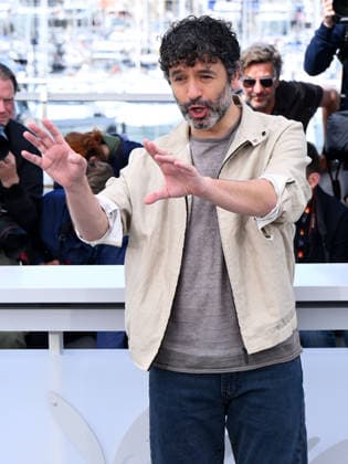 IPA84780688 - Cannes, 79th Cannes Film Festival 2026, Day 6. Photocall of the film EL SER QUERIDO (THE BELOVED). Rodrigo Sorogoyen is pictured.  Copyright: xAlbertoxTerenghix xPoolxPhotoxEventsx07x 84780688