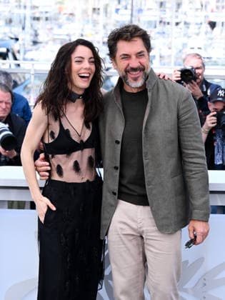IPA84780837 - Cannes, 79th Cannes Film Festival 2026, Day 6. Photocall of the film EL SER QUERIDO (THE BELOVED). Pictured are Victoria Luengo, Javier Bardem  Copyright: xAlbertoxTerenghix xPoolxPhotoxEventsx07x 84780837