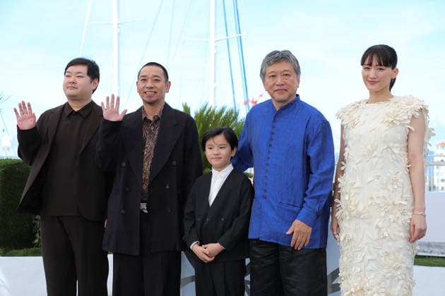 Sheep In The Box photocall at Cannes Film Festival CANNES, FRANCE - MAY 17: Yuta Bandoh, Daigo Yamamoto, Rimu Kuwaki, Haruka Ayase, and Director Hirokazu Koreeda at the Sheep In The Box photocall at the 79th Festival de Cannes: at the Sheep In The Box photocall at the 79th Festival de Cannes CAP SAT Satomi Kokubun Cannes - France Copyright: xSatomixKokubun CapitalxPicturesx