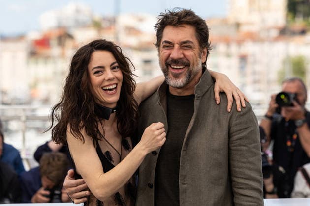 Vicky Victoria Luengo and Javier Bardem at the photocall of El Ser Querido The Beloved at the 79th International Film Festival in Cannes, France on May 17, 2026 Jacovides Moreau Bestimage El Ser Querido The Beloved photocall at the 79th annual Cannes Film Festival at Palais des Festivals on May 17, 2026 in Cannes, France Cannes France  Copyright: xJACOVIDES-MOREAUx xBESTIMAGExJACOVIDES-MOREAUx xBESTIMAGEx