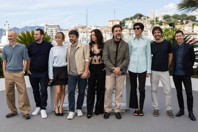 Nacho Lavilla, Raúl Arévalo, Marina Foïs, Rodrigo Sorogoyen, Vicky Victoria Luengo, Javier Bardem, Isabel Pena, Eduardo Villaneuva and Guillermo Farré at the El Ser Querido The Beloved photocall at the 79th annual Cannes Film Festival, France, May 17, 2026 Jacovides Moreau Bestimage El Ser Querido The Beloved photocall at the 79th annual Cannes Film Festival at Palais des Festivals on May 17, 2026 in Cannes, France Cannes France Copyright: xJACOVIDES-MOREAUx xBESTIMAGExJACOVIDES-MOREAUx xBESTIMAGEx