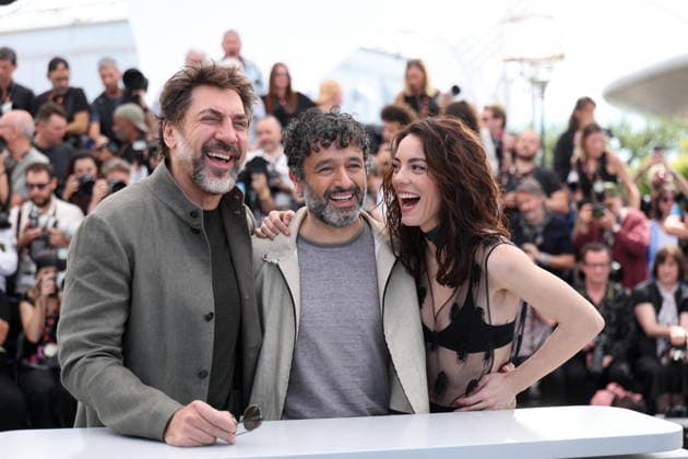 Javier Bardem Rodrigo Sorogoyen and Vicky Victoria Luengo at the El Ser Querido The Beloved photocall at the 79th annual Cannes Film Festival at Palais des Festivals on May 17, 2026 in Cannes, France Jacovides Moreau Bestimage El Ser Querido The Beloved photocall at the 79th annual Cannes Film Festival at Palais des Festivals on May 17, 2026 in Cannes, France Cannes France  Copyright: xJACOVIDES-MOREAUx xBESTIMAGExJACOVIDES-MOREAUx xBESTIMAGEx