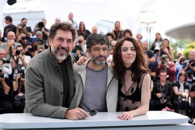 Javier Bardem Rodrigo Sorogoyen and Vicky Victoria Luengo at the El Ser Querido The Beloved photocall at the 79th annual Cannes Film Festival at Palais des Festivals on May 17, 2026 in Cannes, France Jacovides Moreau Bestimage El Ser Querido The Beloved photocall at the 79th annual Cannes Film Festival at Palais des Festivals on May 17, 2026 in Cannes, France Cannes France  Copyright: xJACOVIDES-MOREAUx xBESTIMAGExJACOVIDES-MOREAUx xBESTIMAGEx