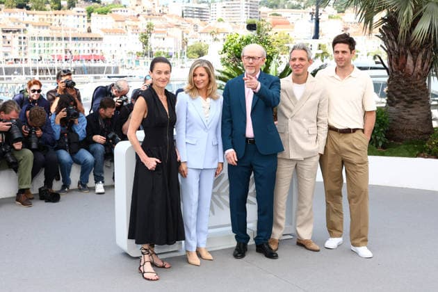 May 17, 2026, Cannes, Cote D azur, France: RON HOWARD and his producers DALLAS BRENNAN REXER, SARA BERNSTEIN, JUSTIN WILKES and CHRISTOPHER ST JOHN during the AVEDON photocall at the 79th Annual Cannes Film Festival at Palais des Festivals in Cannes, France. Cannes France - ZUMAc179 20260517_zep_c179_012 Copyright: xMickaelxChavetx