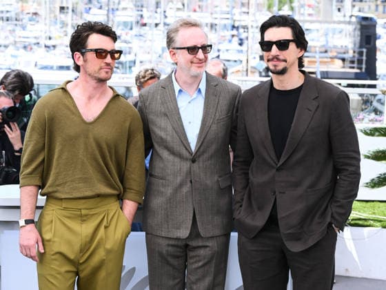 IPA84782550 - Cannes, 79th Cannes Film Festival 2026, day 6 - photocall of PAPER TIGER Pictured: Miles Teller, James Gray and Adam Driver  Copyright: xAlbertoxTerenghix xPoolxPhotoxEventsx07x 84782550