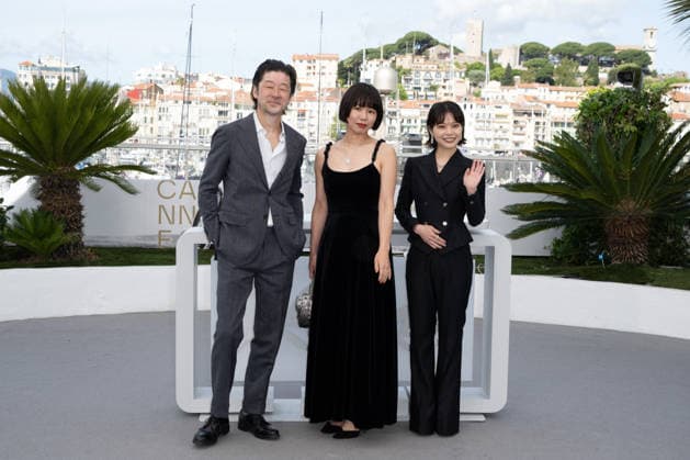 Cannes All The Lovers In The Night photocall NG Yukino Kishii, Yukiko Sode and Tadanobu Asano attending the ’(De Toutes Les Nuits, Les Amants All The Lovers In The Night)’ photocall during the 79th Cannes Film Festival in Cannes on May 17, 2026. Photo by Nicolas Genin ABACAPRESS.COM Cannes France  Copyright: xGeninxNicolas ABACAx