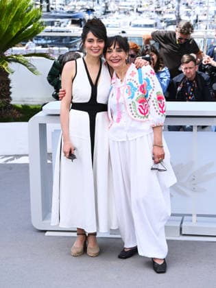 IPA84783155 - Cannes, 79th Cannes Film Festival 2026, day 6 - photocall d Rehearsals For A Revolution (Viendra La RÃ volution) Pictured: Manijeh Hekmat and Pegah Ahangarani  Copyright: xAlbertoxTerenghix xPoolxPhotoxEventsx07x 84783155