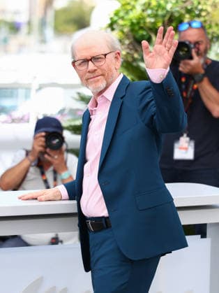 May 17, 2026, Cannes, Cote D azur, France: RON HOWARD and his producers DALLAS BRENNAN REXER, SARA BERNSTEIN, JUSTIN WILKES and CHRISTOPHER ST JOHN during the AVEDON photocall at the 79th Annual Cannes Film Festival at Palais des Festivals in Cannes, France. Cannes France  - ZUMAc179 20260517_zep_c179_004 Copyright: xMickaelxChavetx