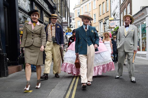 News Bilder des Tages Grand Flaneur Walk 2026 at Covent Garden, London, UK - 17 May, 2026 People dressed in vintage clothing take part in the Grand Flaneur Walk 2026 event in Covent Garden, London, England, UK on Sunday 17 May, 2026., Credit:Justin Ng Avalon UK, England, London, Covent Garden  Copyright: xJustinxNgx xAvalonx 1099801215